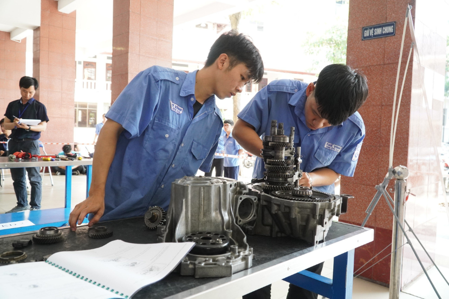 KTV chẩn đoán ô tô Bosch