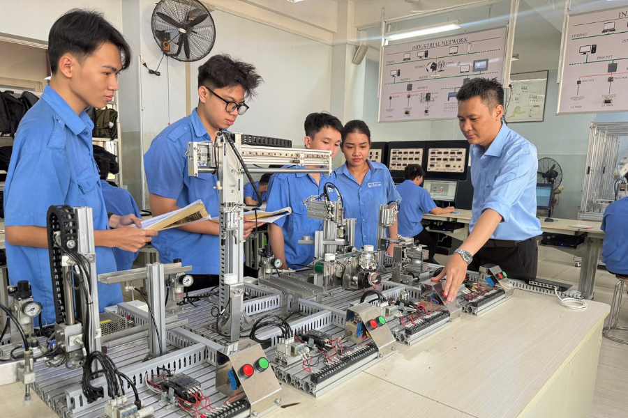 Vi điều khiển nâng cao